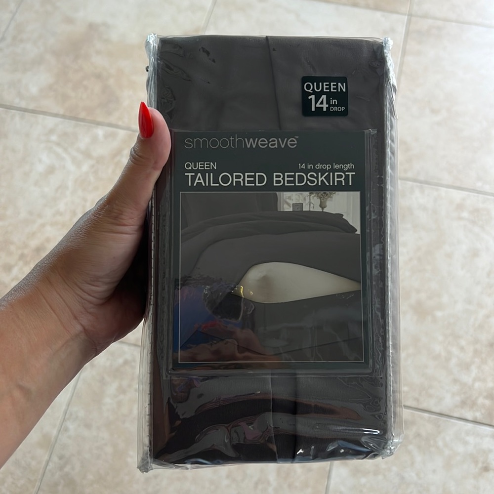 TAILORED BEDSKIRT - QUEEN